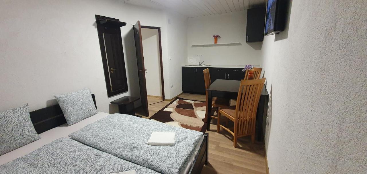 Apartman House Apartment Odorheiu Secuiesc Exterior foto